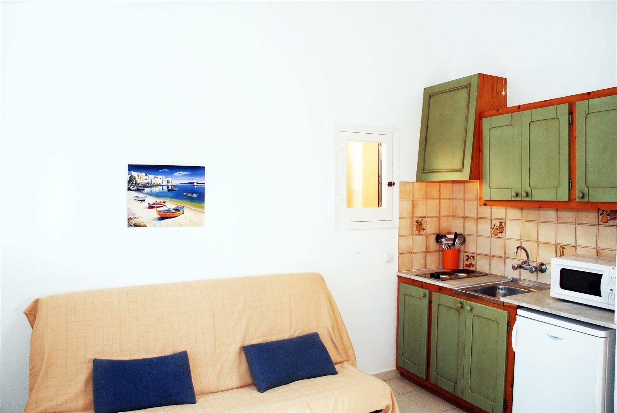 Apartamentos Ses Anneres Cala'N Blanes  Exterior photo